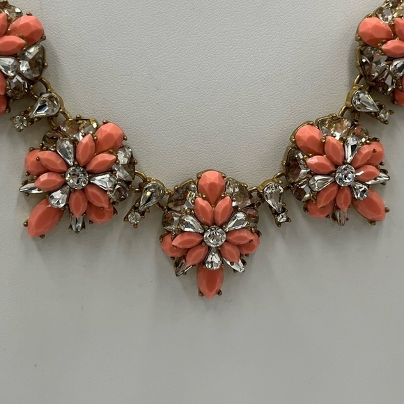 J Crew Opaque Pink and Clear Crystal Gold Tone Floral Statement Necklace - Picture 6 of 12
